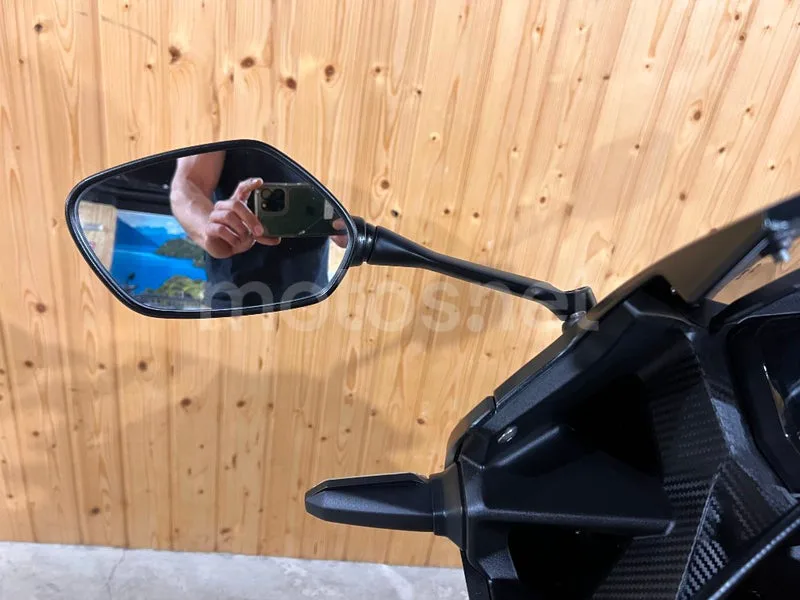 Honda CBR500R - Vista 17