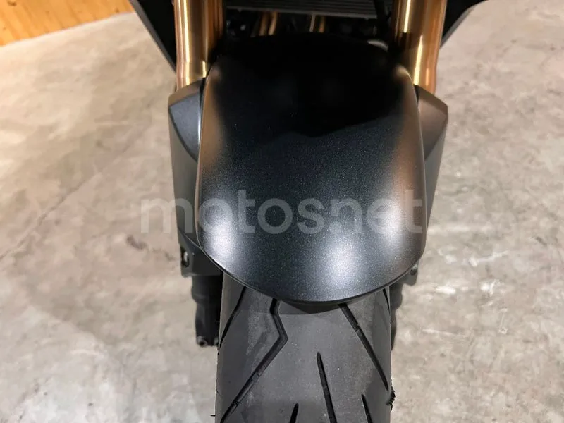 Honda CBR500R - Vista 21