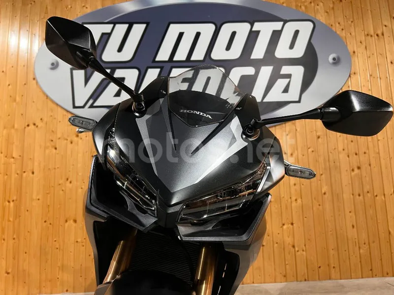 Honda CBR500R - Vista 23