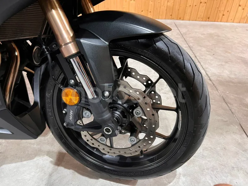 Honda CBR500R - Vista 35