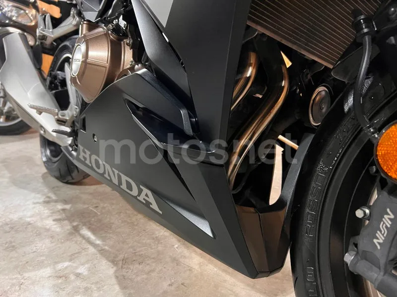 Honda CBR500R - Vista 36