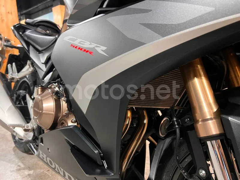 Honda CBR500R - Vista 37