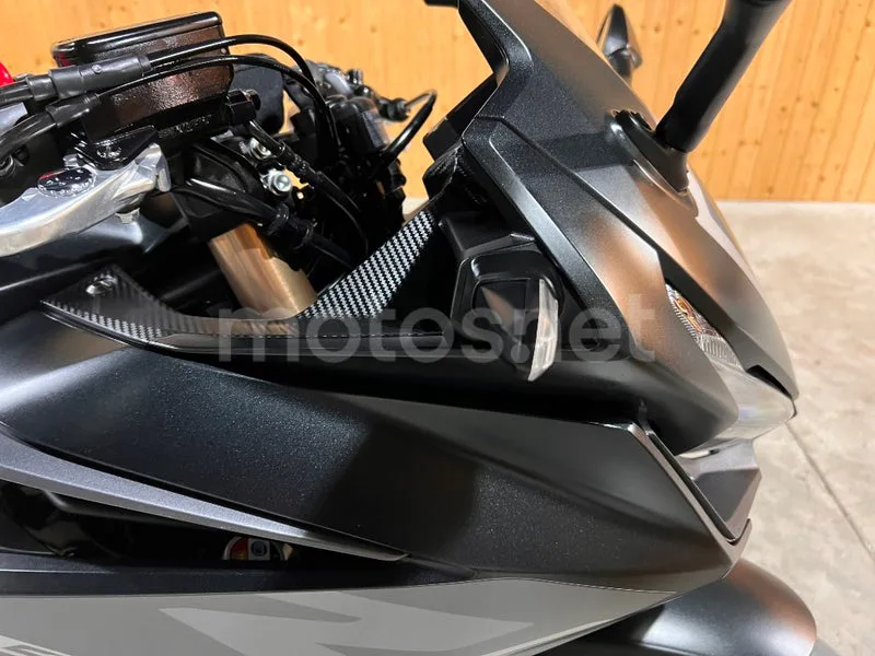 Honda CBR500R - Vista 39