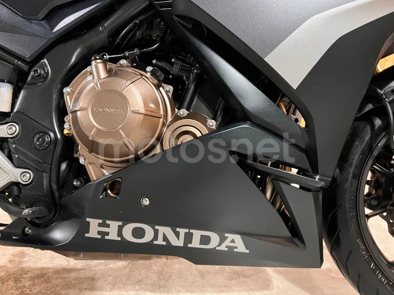 Honda CBR500R - Vista 41