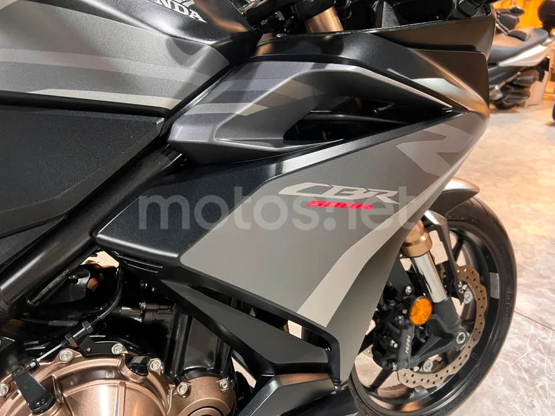 Honda CBR500R - Vista 43