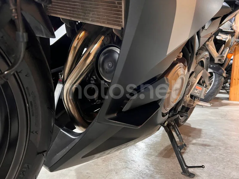 Honda CBR500R - Vista 72