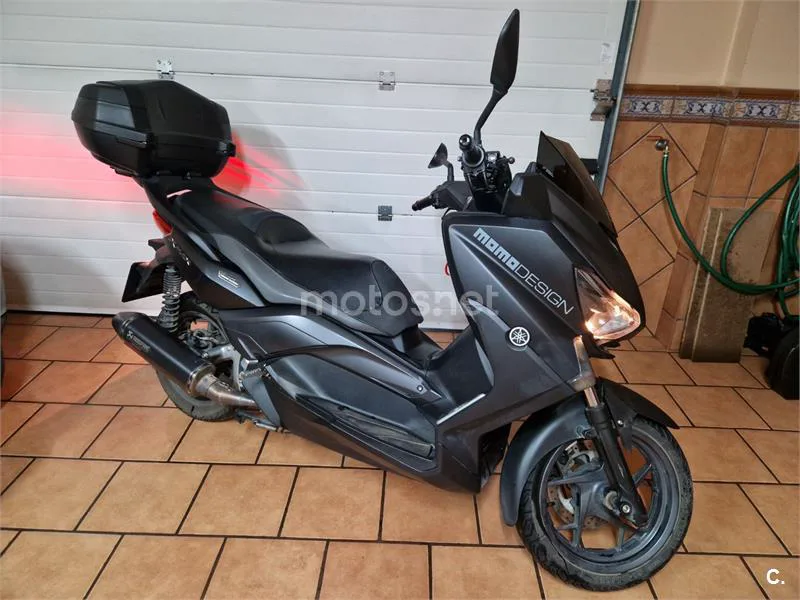 Yamaha XMAX 250 - Vista 4