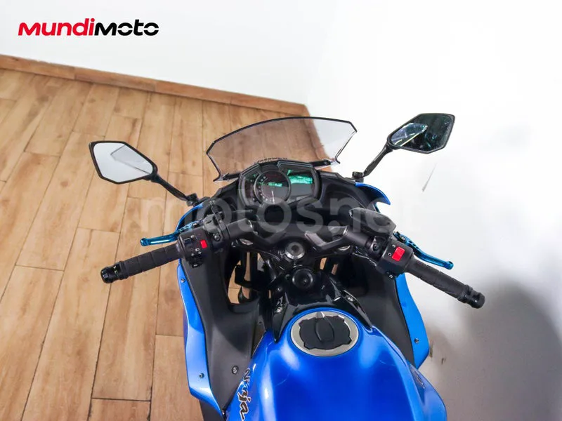 Kawasaki Ninja 650 - Vista 11