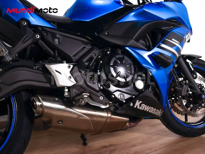 Kawasaki Ninja 650 - Vista 4