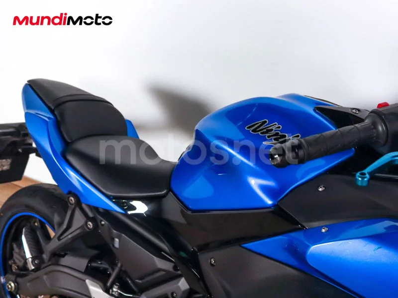Kawasaki Ninja 650 - Vista 34