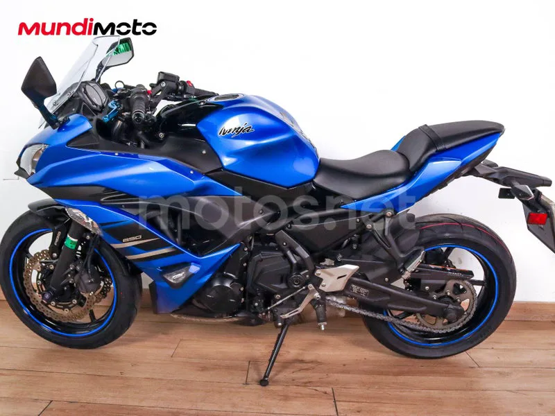 Kawasaki Ninja 650 - Vista 6