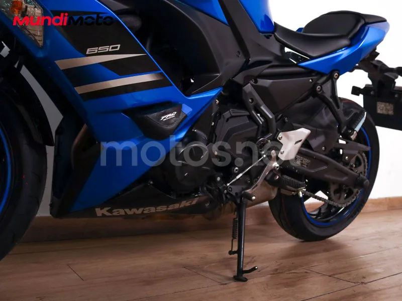 Kawasaki Ninja 650 - Vista 10