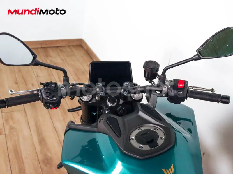 Yamaha MT-09 - Vista 11