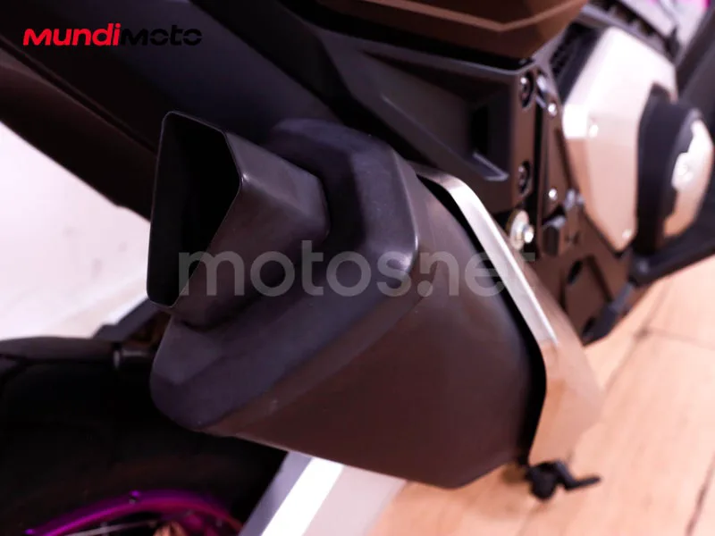 Honda X-ADV - Vista 14