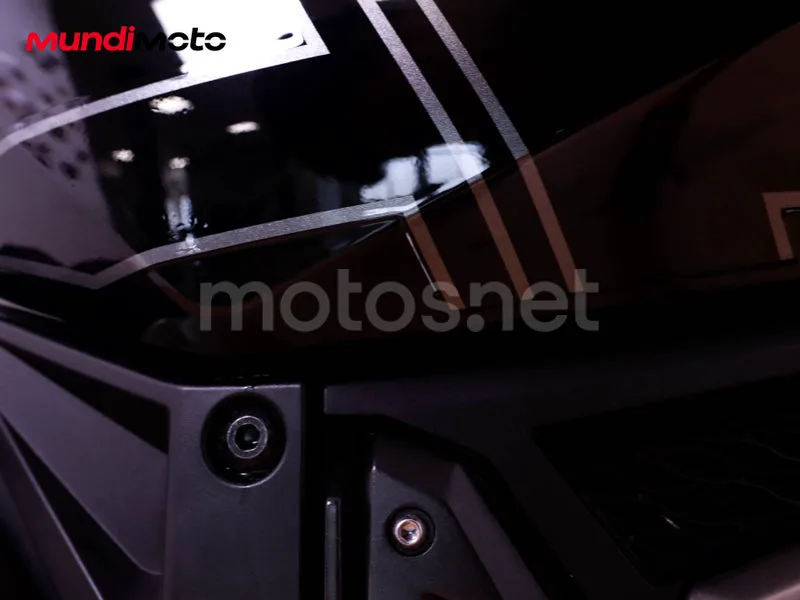 Honda X-ADV - Vista 16
