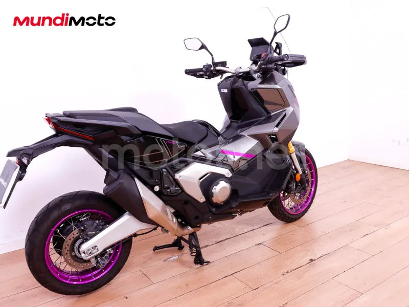 Honda X-ADV - Vista 3