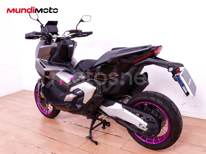 Honda X-ADV - Vista 8