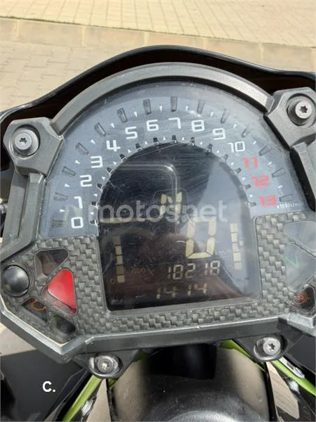 Kawasaki Z900 - Vista 6