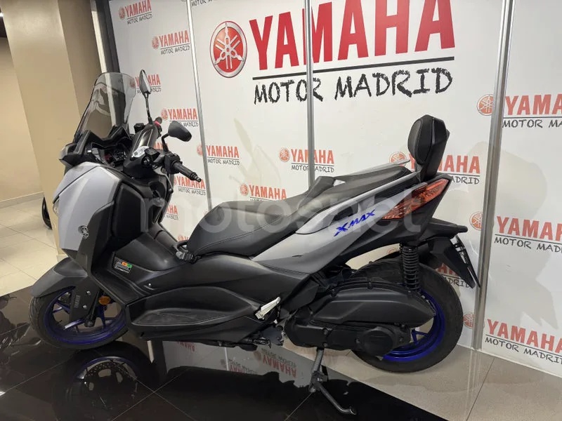 Yamaha XMAX 125 - Vista 4