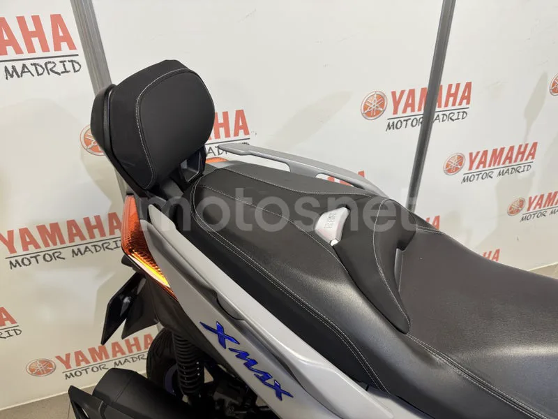 Yamaha XMAX 125 - Vista 7