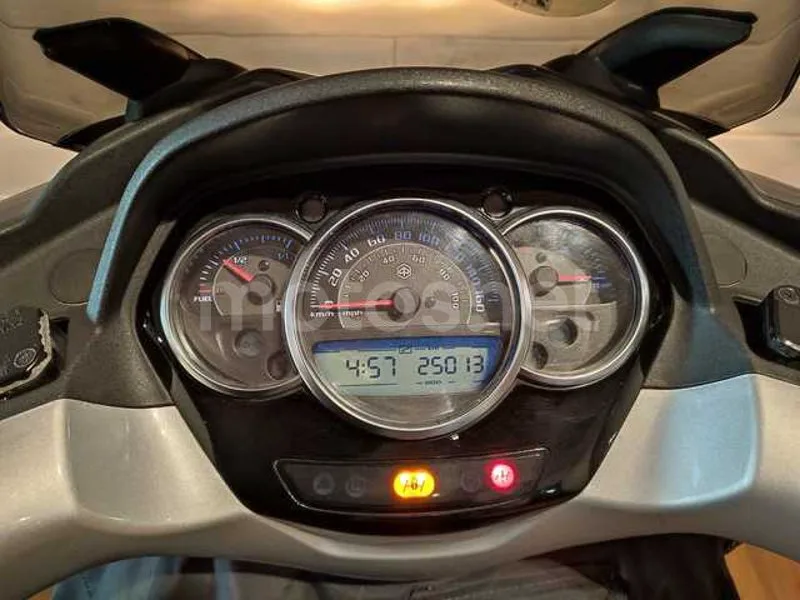 Piaggio MP3 - Vista 13