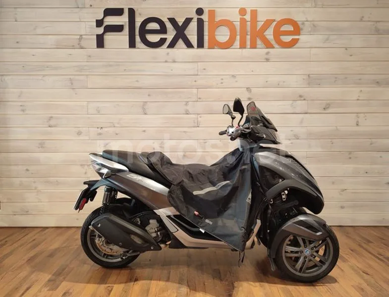 Piaggio MP3 - Vista 3