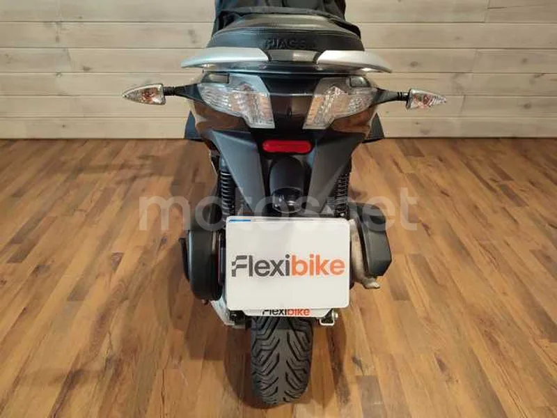 Piaggio MP3 - Vista 6