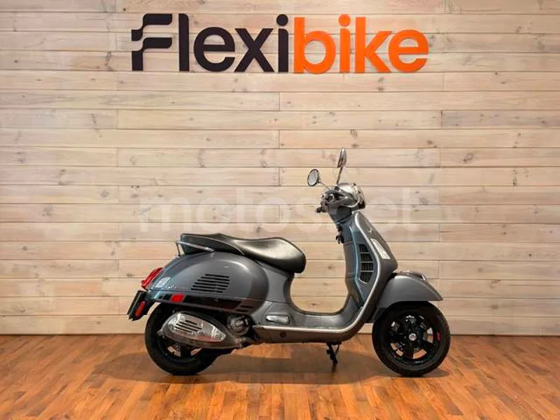 Vespa GTS 300 - Vista 3