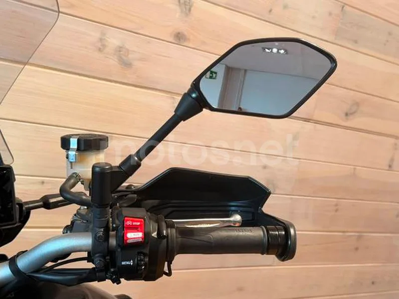 Yamaha Tracer 9 - Vista 15