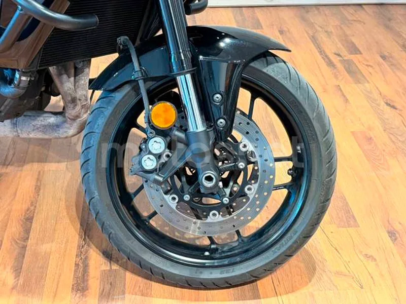 Yamaha Tracer 9 - Vista 9