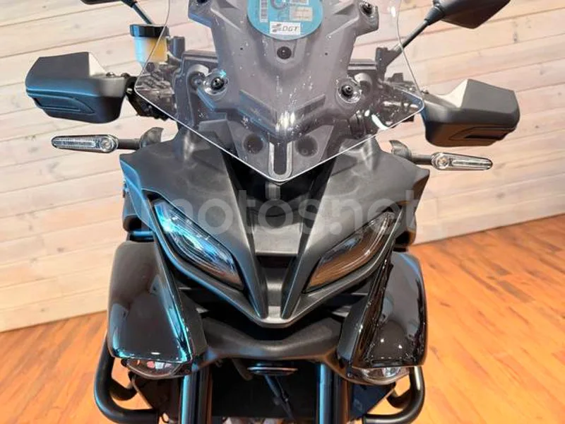 Yamaha Tracer 9 - Vista 10