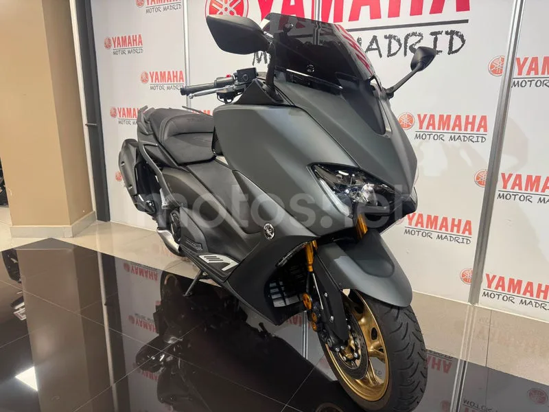 Yamaha TMAX 560 10.999 € 2021 Madrid - 2