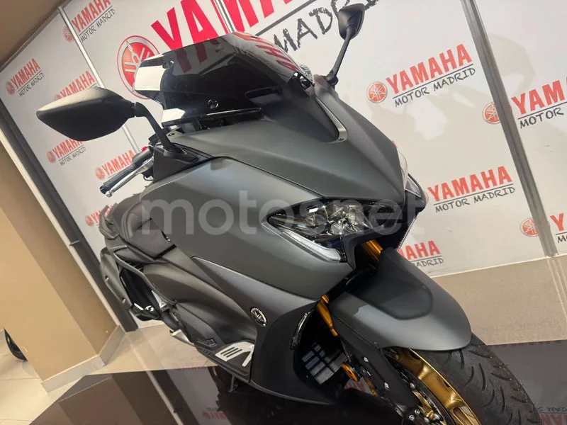 Yamaha TMAX 560 - Vista 3