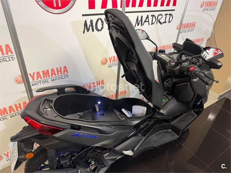 Yamaha XMAX 125 - Vista 8