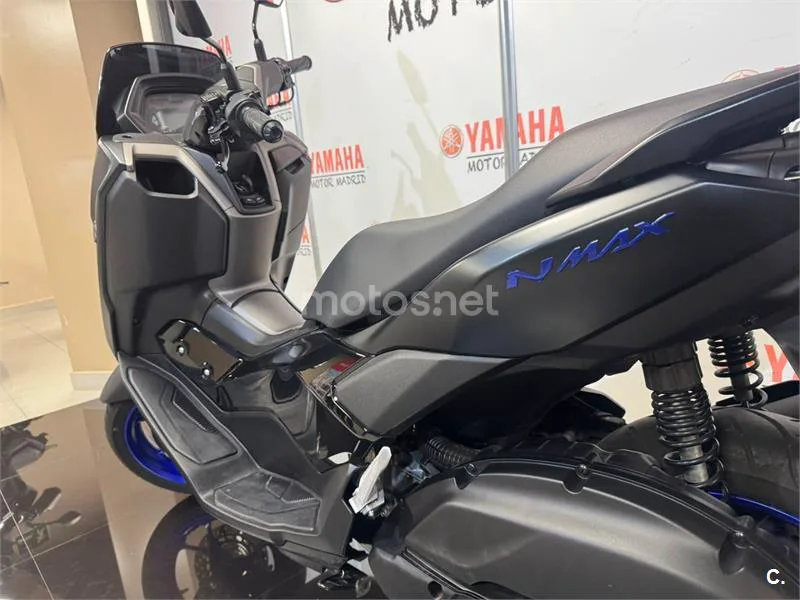 Yamaha NMAX - Vista 5