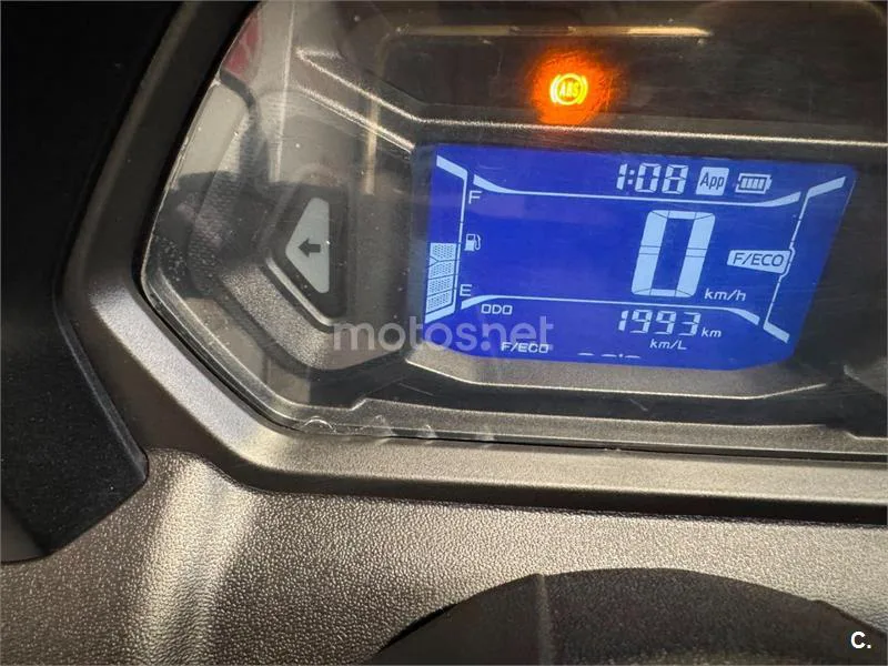 Yamaha NMAX - Vista 8
