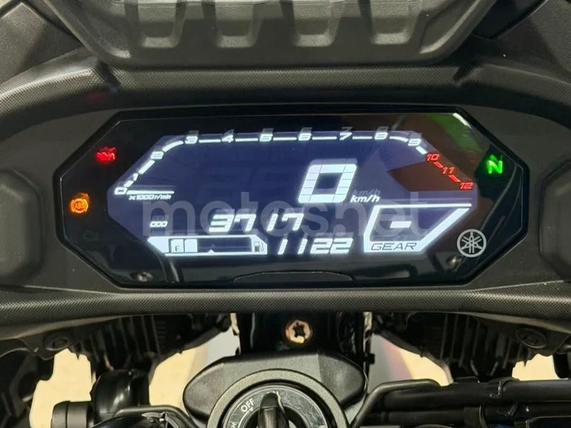Yamaha Tracer 7 - Vista 5