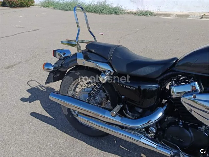 Honda VT750S - Vista 9