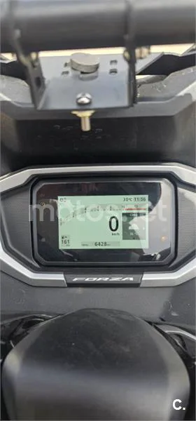 Honda Forza 125 - Vista 5