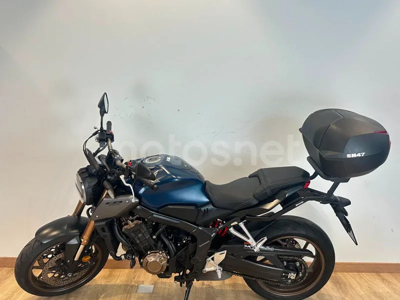 Honda CB650R 6490 € 2023 Barcelona - 1
