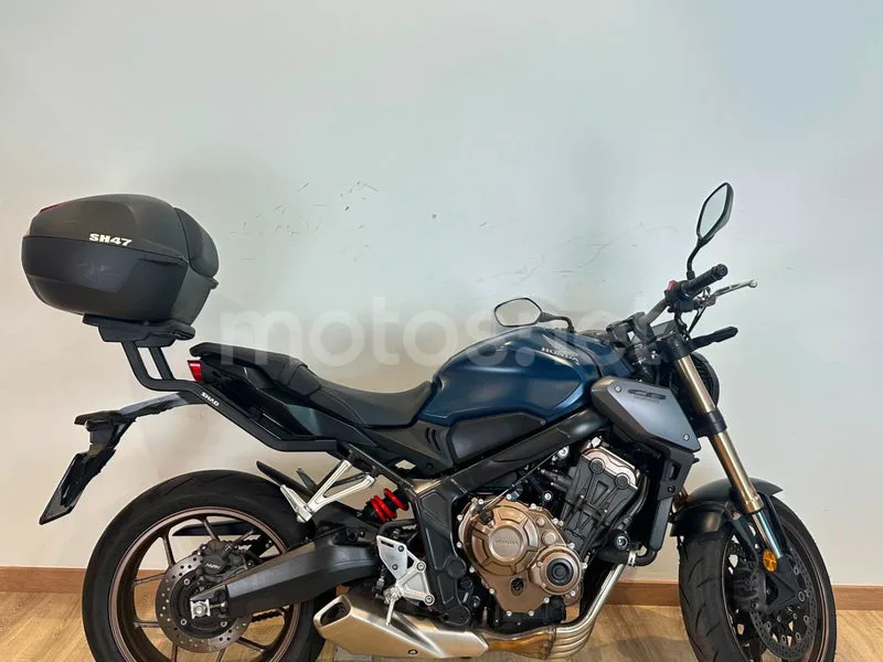 Honda CB650R - Vista 5