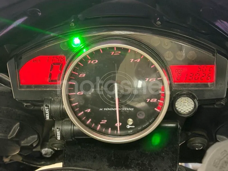 Yamaha YZF-R6 - Vista 3