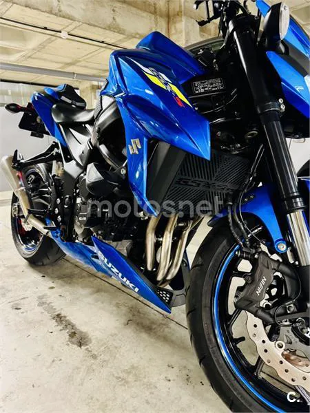 Suzuki GSX-S750 - Vista 3