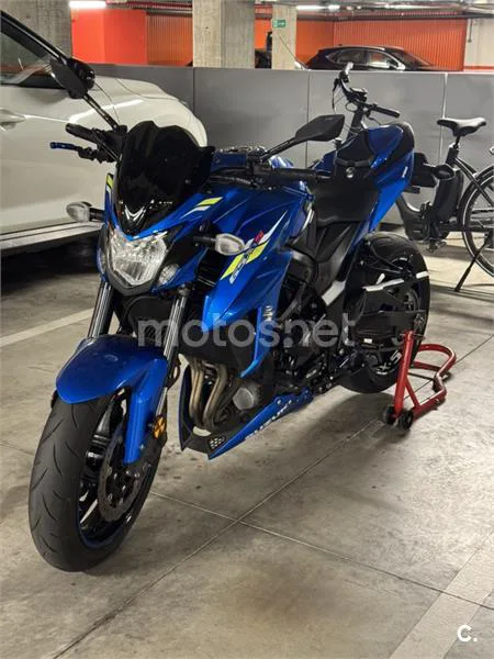 Suzuki GSX-S750 - Vista 4