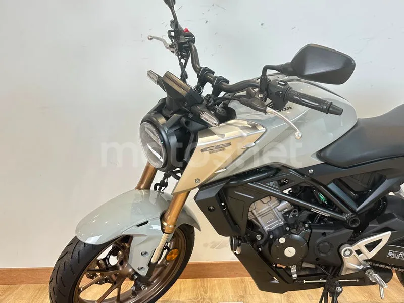 Honda CB125R 3500 € 2022 Barcelona - 2