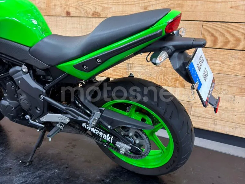 Kawasaki ER-6n - Vista 5