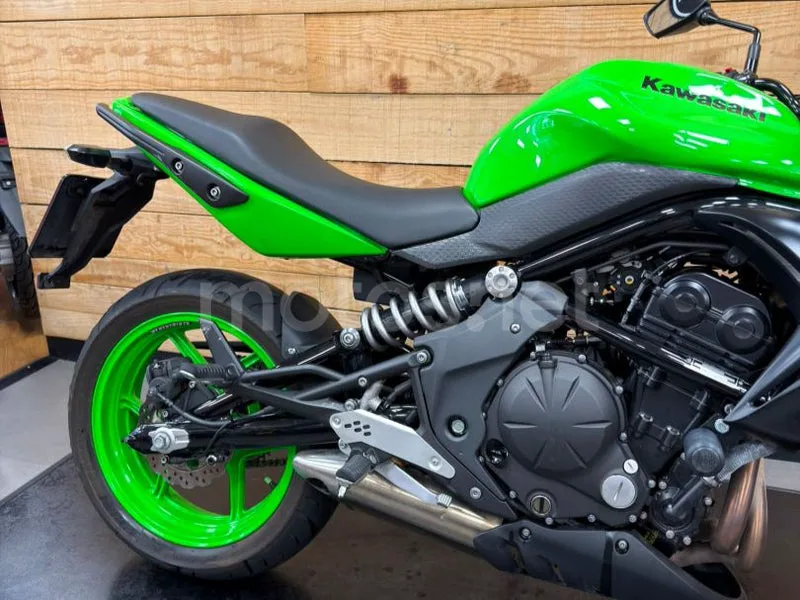 Kawasaki ER-6n - Vista 10