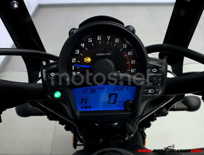 Kawasaki Vulcan S - Vista 6