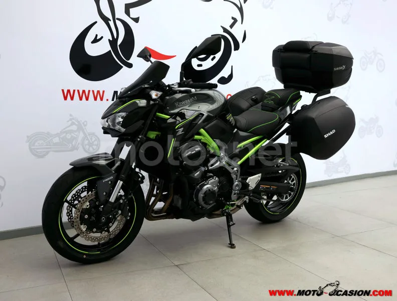 Kawasaki Z900 - Vista 8
