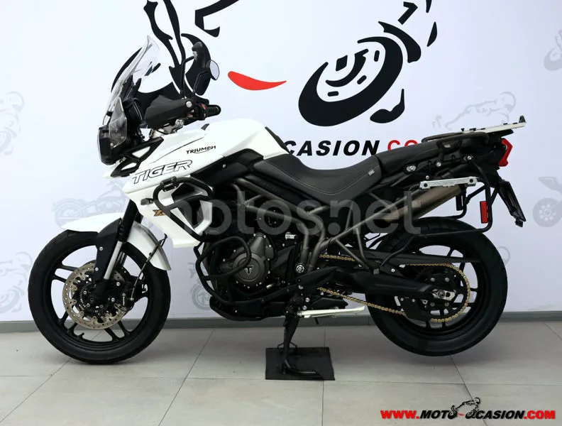 Triumph Tiger 800 XR - Vista 7